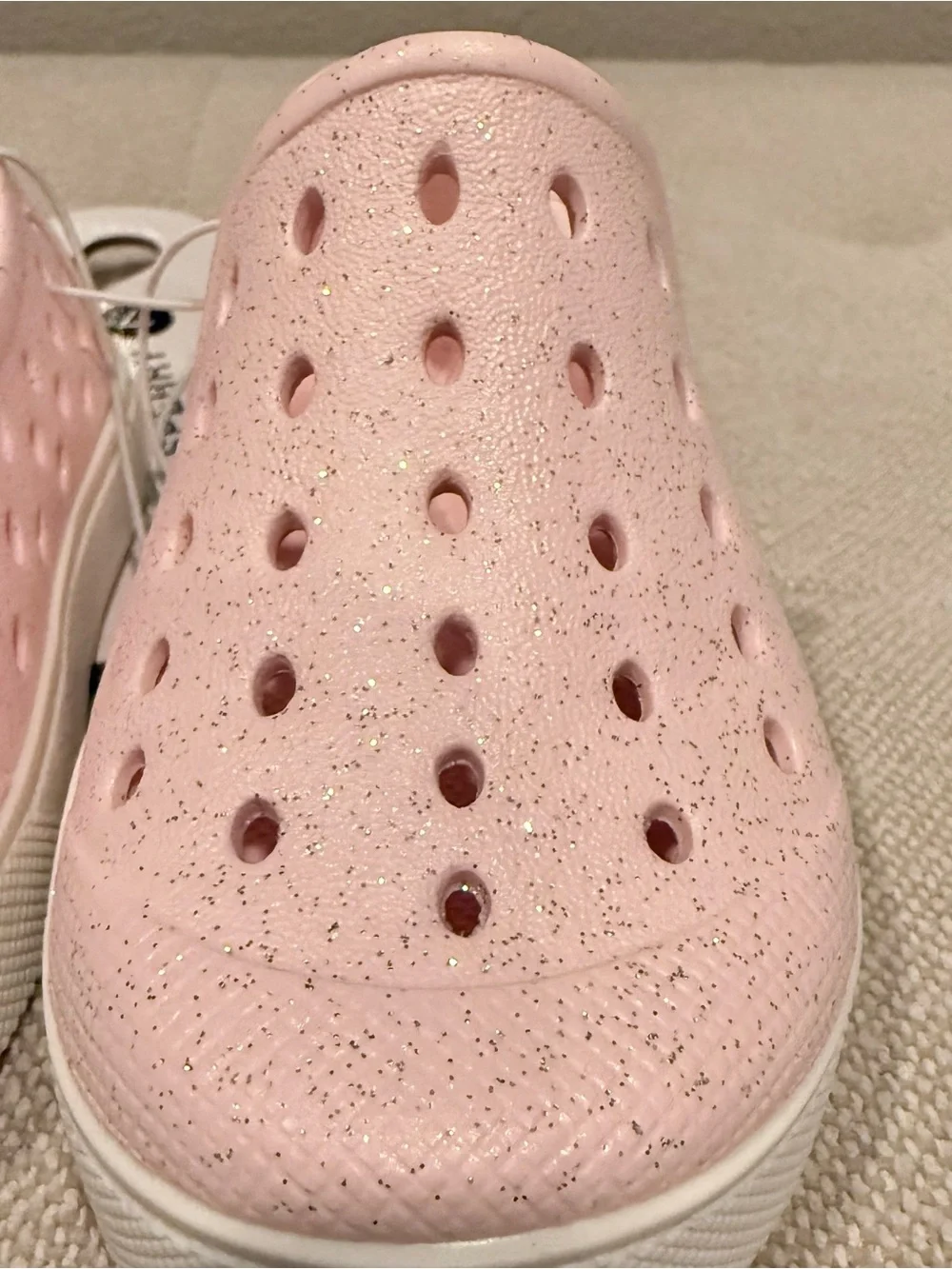 NWT Sperry light pink sparkly lightweight water shoes size 4